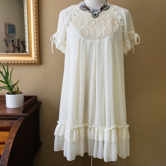 Vintage Dresses & Skirts - Vintage Victorian Lace Ruffle Puff Sleeve Dress